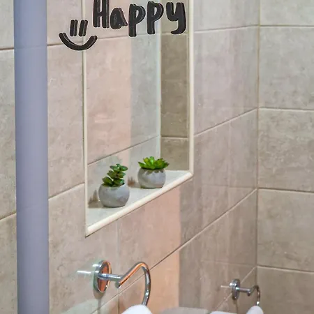 Seascape - Modern Seaview Apartment In Prime Area Of Qawra San Pawl il-Baħar