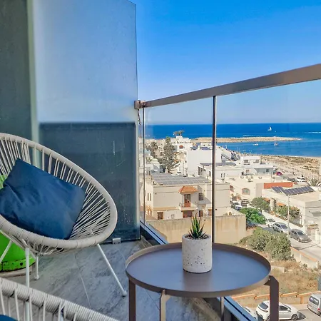 Apartman Seascape - Modern Seaview Apartment In Prime Area Of Qawra