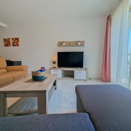 Seascape - Modern Seaview Apartment In Prime Area Of Qawra 公寓 圣保罗湾城