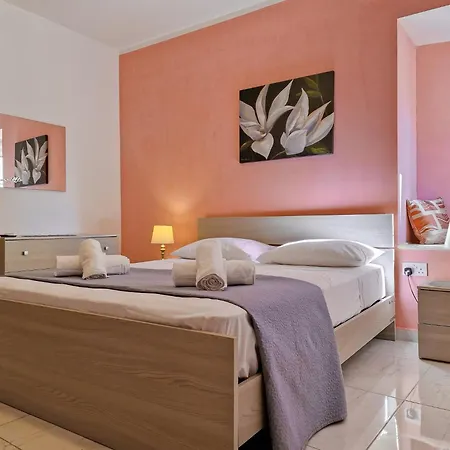 Lejlighed Seascape - Modern Seaview Apartment In Prime Area Of Qawra *