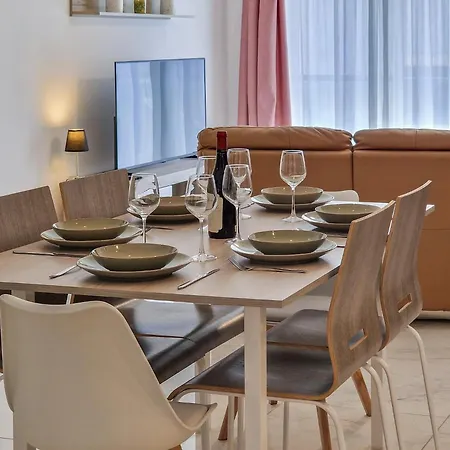 Lejlighed Seascape - Modern Seaview Apartment In Prime Area Of Qawra *