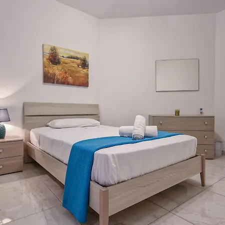 Seascape - Modern Seaview Apartment In Prime Area Of Qawra 公寓 圣保罗湾城