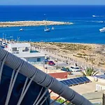 Apartment Seascape - Modern Seaview In Prime Area Of Qawra